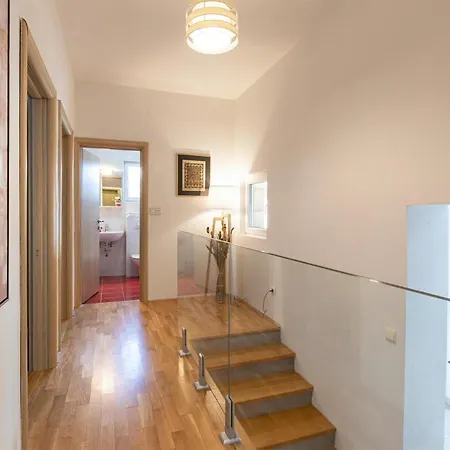 Holiday home Cozy In With Wifi